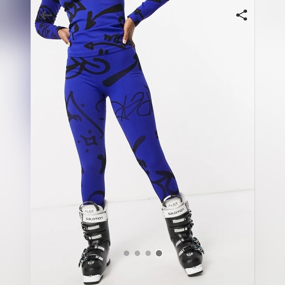 ASOS Blue and Black ski set - Picture 7 of 11